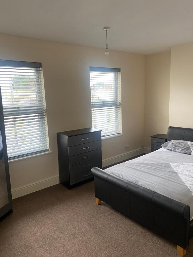 Spacious 4 Bedroom House Near Stokes Croft!! Central!!! Bristol Exterior foto
