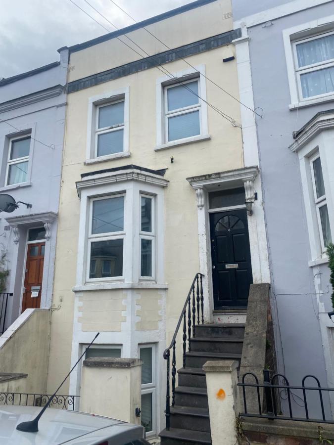 Spacious 4 Bedroom House Near Stokes Croft!! Central!!! Bristol Exterior foto
